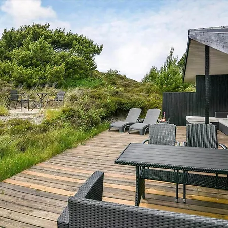 Hs009-henne-hjelmevej-146 Semesterbostad Henne Strand