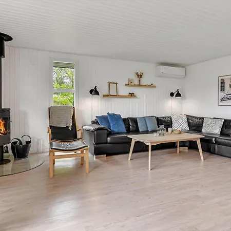 Holiday home Hs009-henne-hjelmevej-146 *